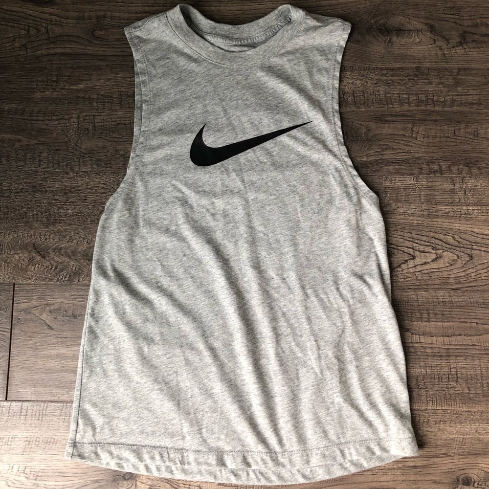 Nike t shirt